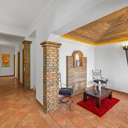 Laura By Algarve Holidays *