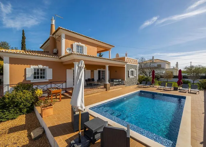 Villa Laura By Algarve Holidays Albufeira