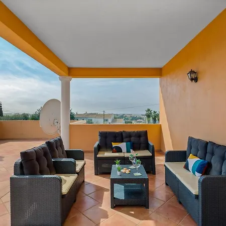 Villa Laura By Algarve Holidays Albufeira
