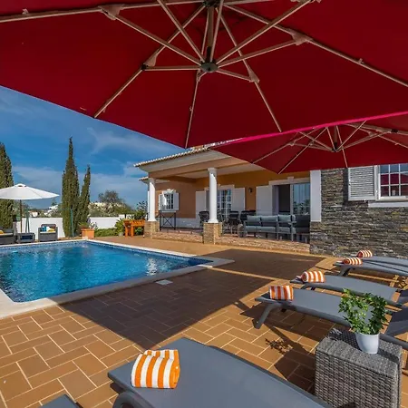 别墅 Laura By Algarve Holidays 阿尔布费拉