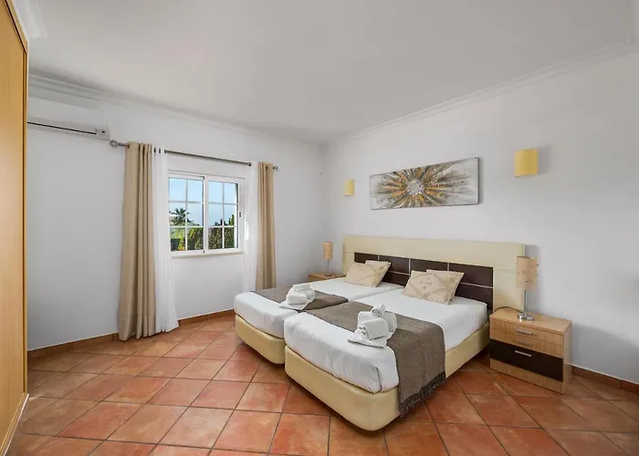 빌라 Laura By Algarve Holidays 알부페이라