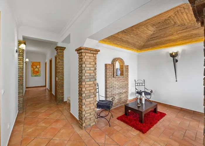 Laura By Algarve Holidays *